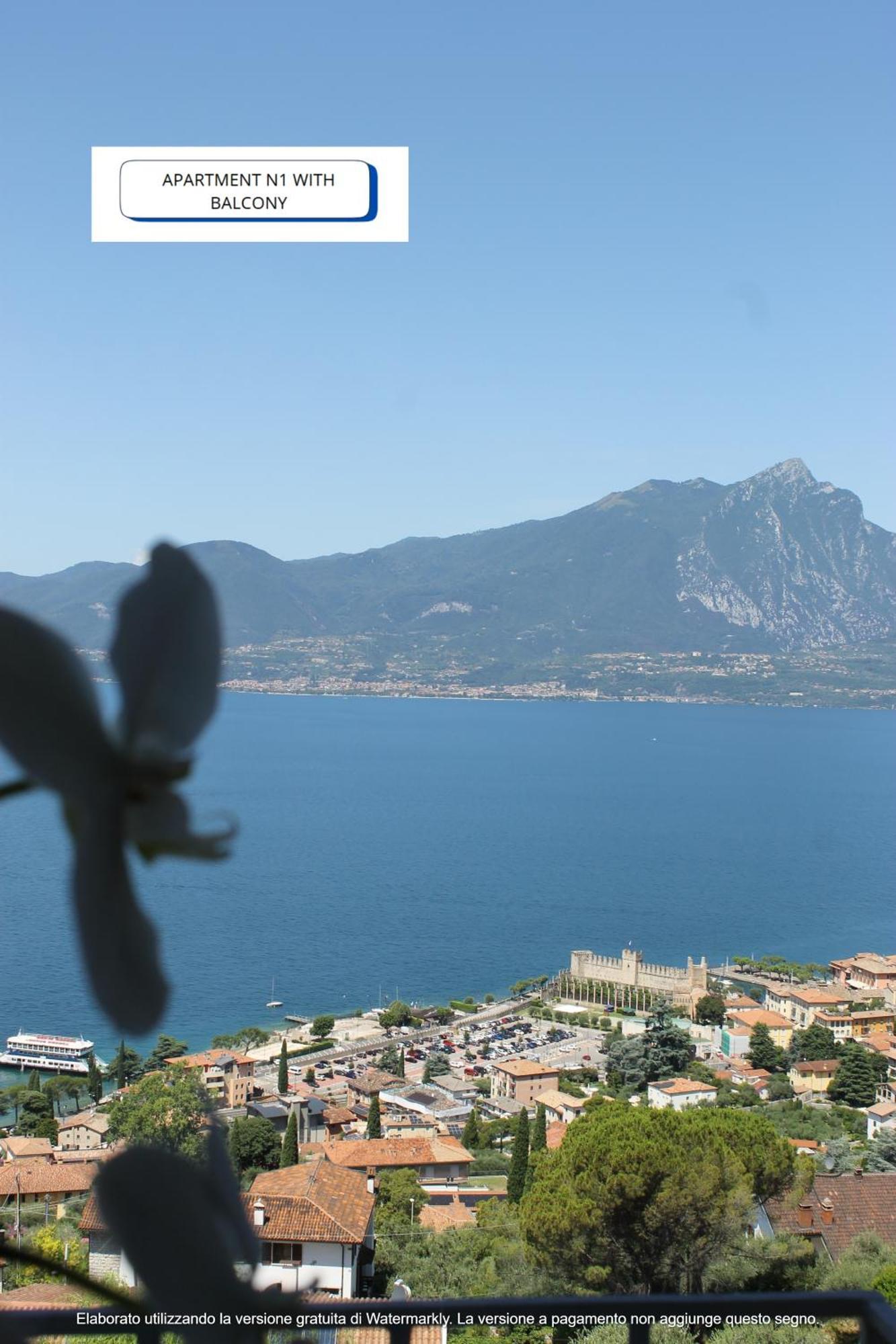 Appartamento The View Torri Del Benaco Esterno foto