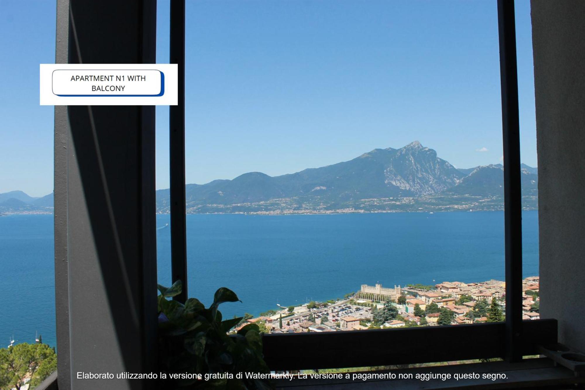 Appartamento The View Torri Del Benaco Esterno foto