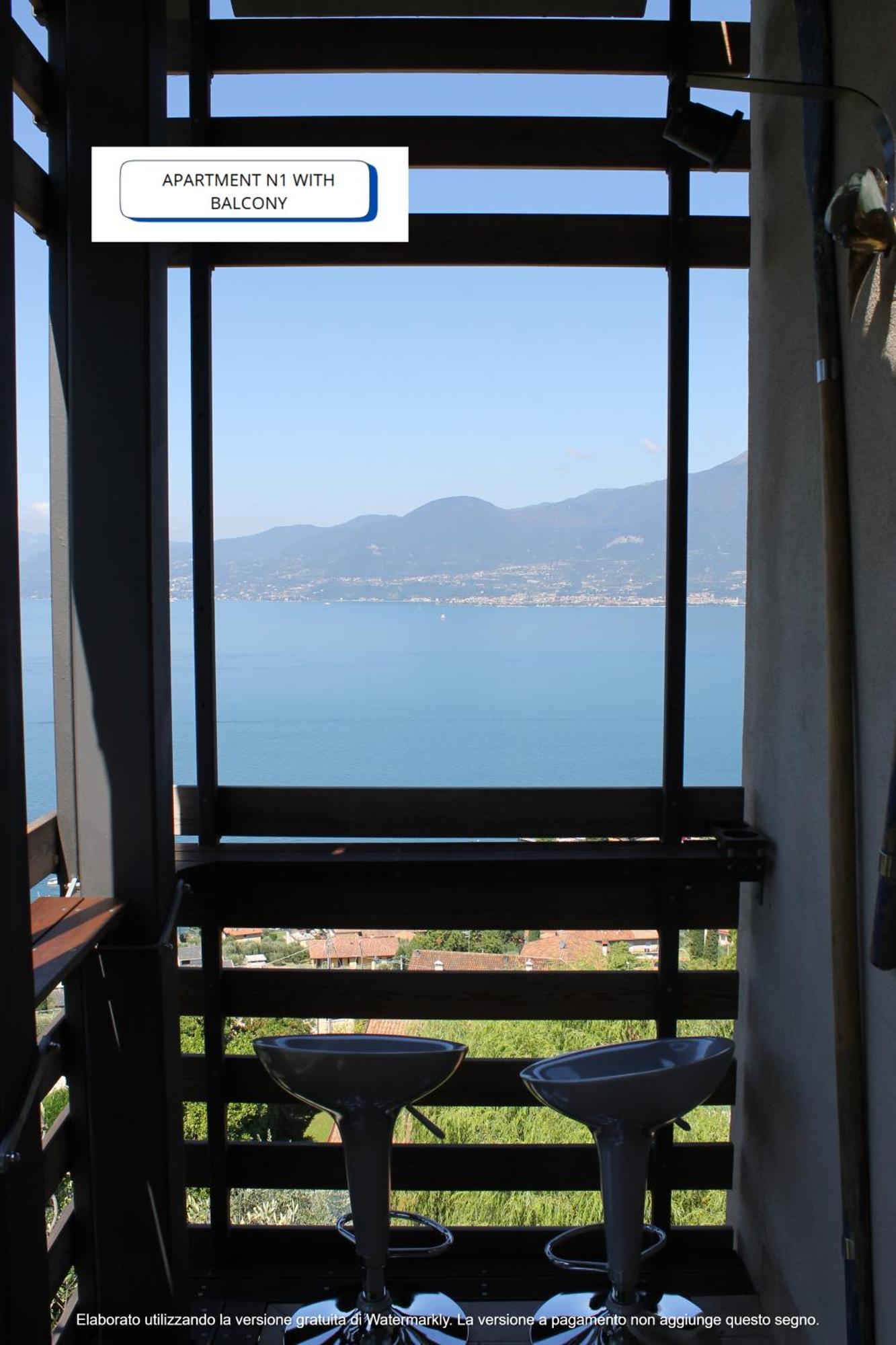 Appartamento The View Torri Del Benaco Esterno foto